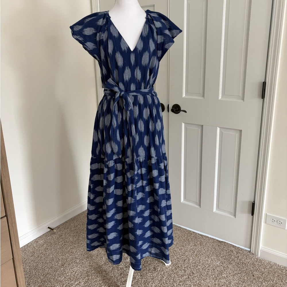 Evereve Navy Blue and Light Gray Patterned Maxi Dress